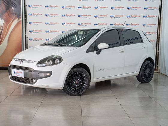 FIAT PUNTO 1.6 ESSENCE 16V FLEX 4P MANUAL FIAT PUNTO 1.6 ESSENCE 16V FLEX 4P MANUAL